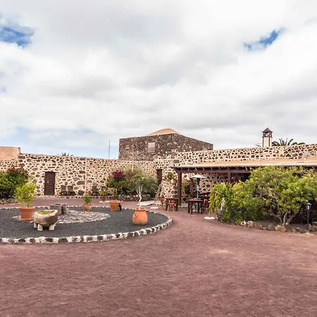 Rural Restaurante Mahoh Landhuis